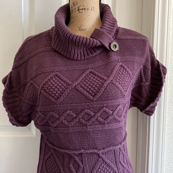 Nine West Short Sleeve Turtleneck Sweater-Small - Picture 2 of 7